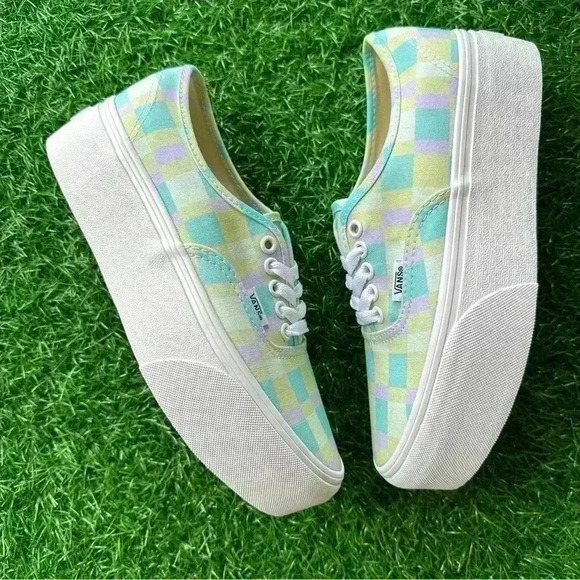 💫Vans Authentic Stacked Pastel Picnic Mixed Plaid SEND OFFERS - Picture 4 of 9